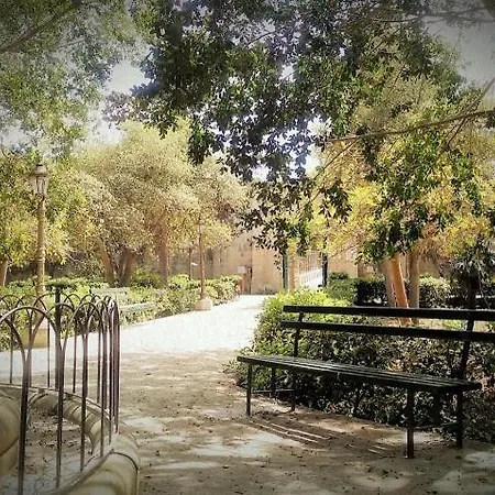 Comfortable, Spacious Living Close To Valletta شقة