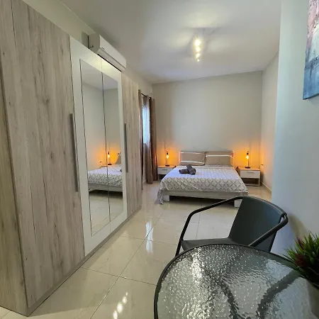Comfortable, Spacious Living Close To Valletta