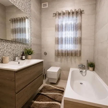 公寓 Stylish 2-Bedroom Apartment, Near Valletta Santa Vennera