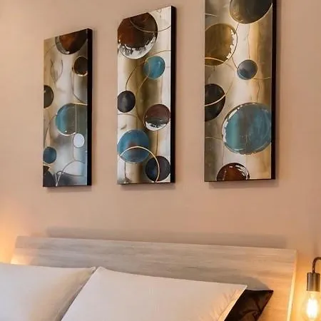 Apartman Stylish 2-bedroom Apartment, Near Valletta Santa Venera